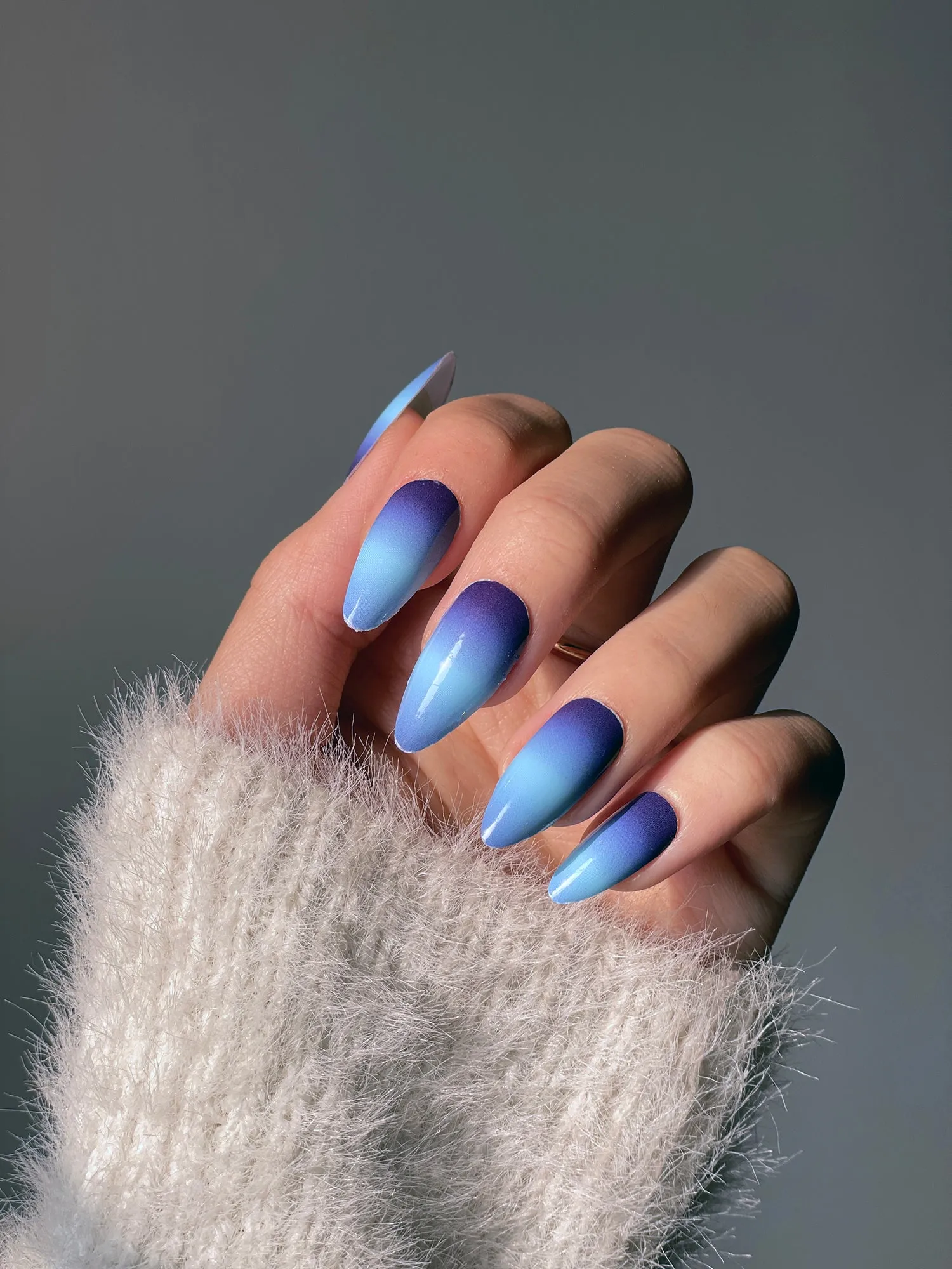 Blue Ombre Nails - Nail Wraps (Standard)